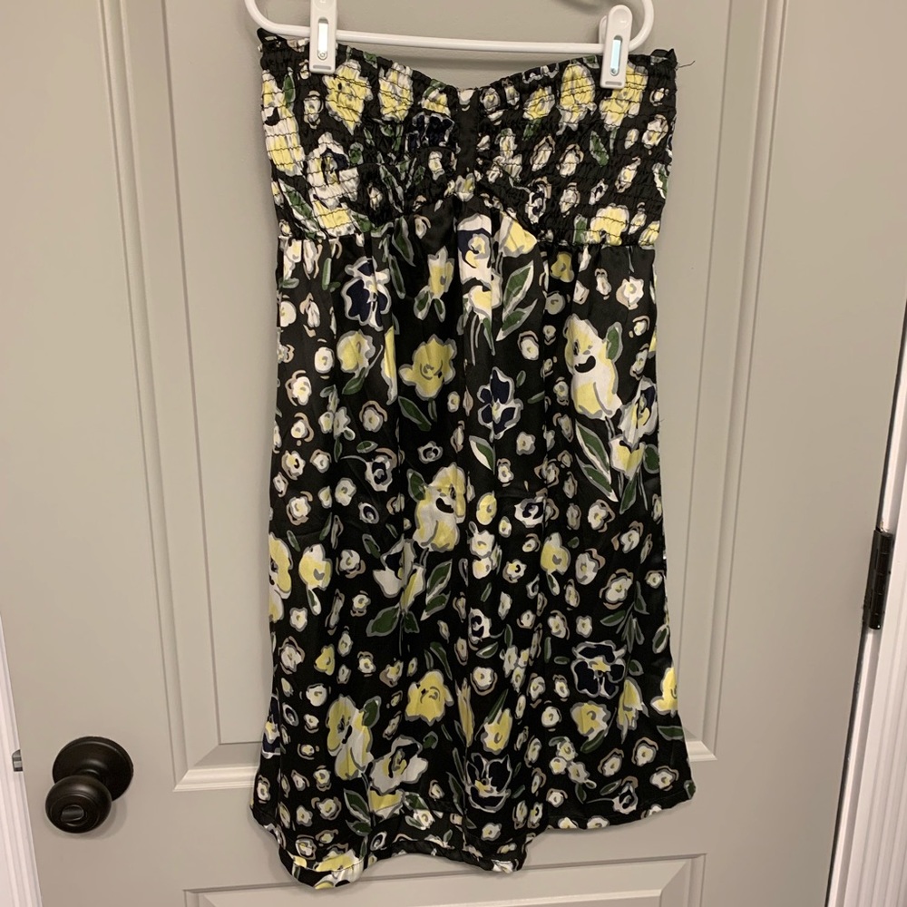 NWOT black silky floral strapless dress size S